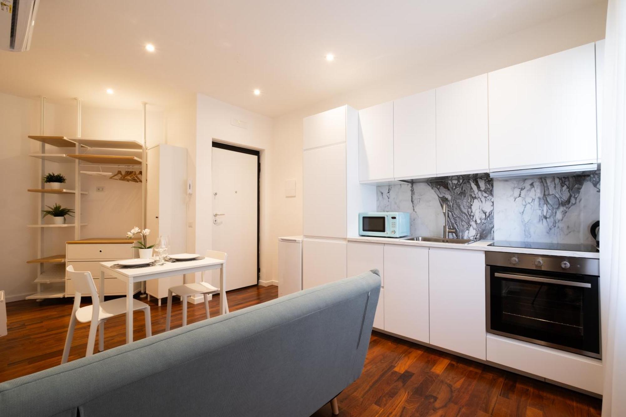 Apartamento The Apulian Loft Bari - Via Celentano Exterior foto